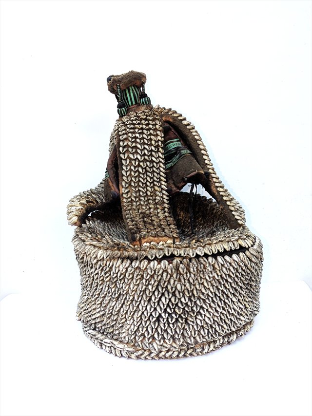 Yoruba Ile Ori Shrine Container, Nigeria — view 1