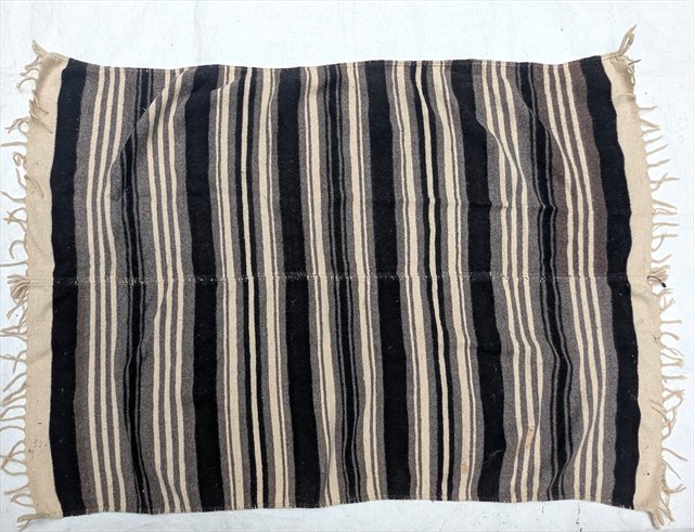 Navajo First Phase-Style Wearing Blanket — view 5