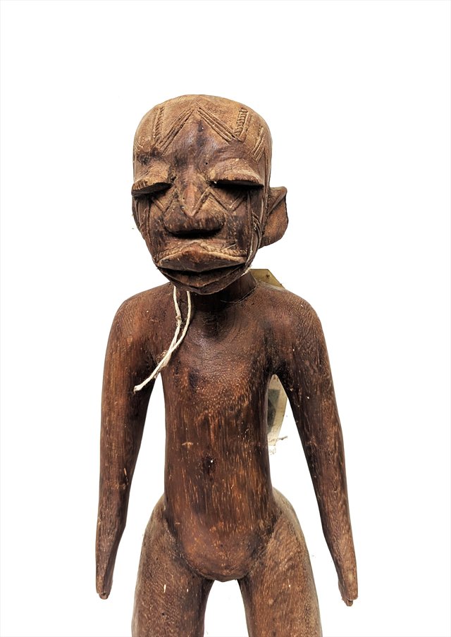 Ngbaka or Related Male Figure, Democratic Republic of the Congo — view 4