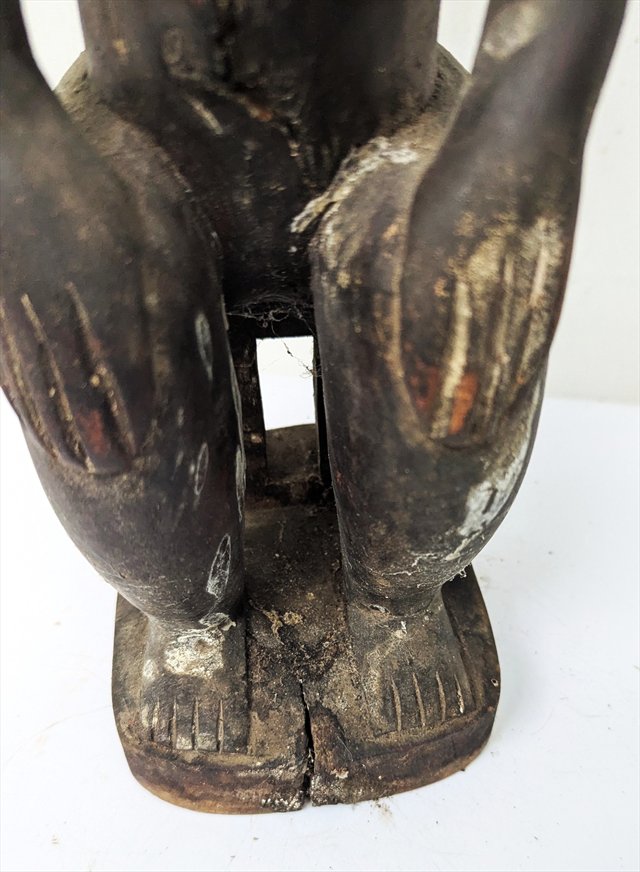 Baule Seated Female Figure, Cote d'Ivoire — view 4