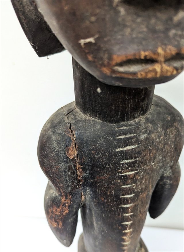 Lobi Bateba Female Figure, Burkina Faso — view 4