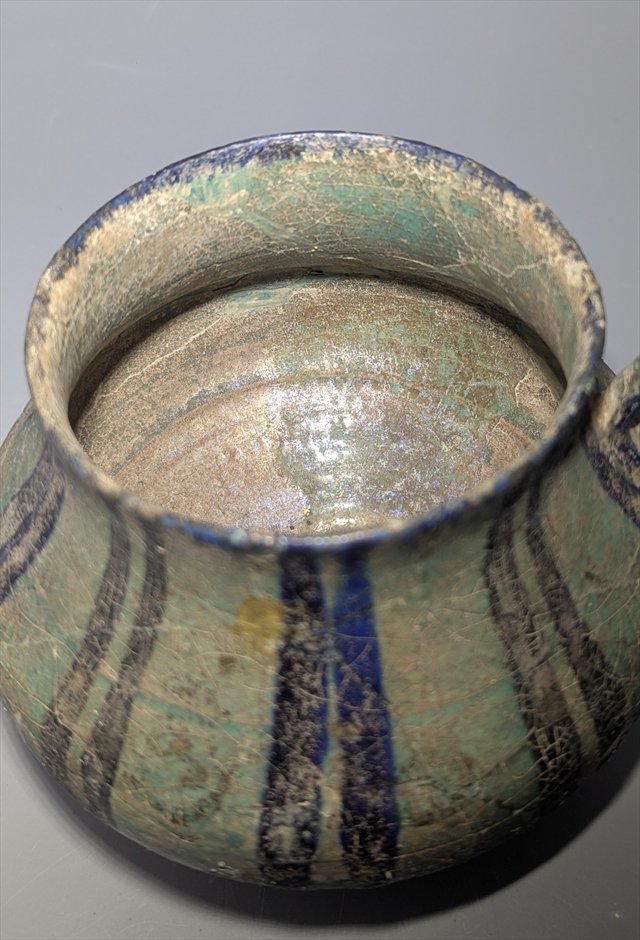 Raqqa Turquoise and Cobalt Glazed Handled Vessel, Syria, 12th-13th Century — view 3