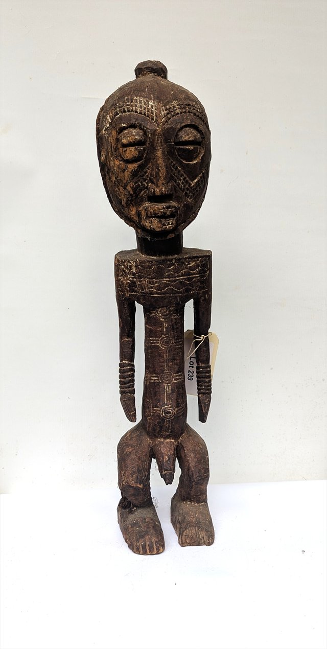 Central African Male Figure, Democratic Republic of the Congo — view 3