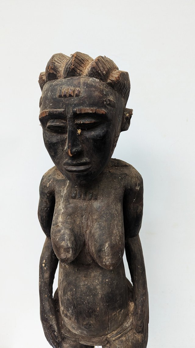 Large Baule Female Spirit Figure, Côte d’Ivoire — view 3