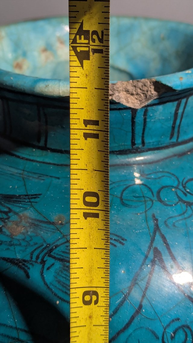 Qajar Persian Turquoise-Glazed Pottery Vase with Fish and Birds — view 15