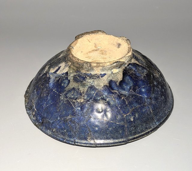Persian Cobalt-Glazed Stonepaste Bowl, 12th-13th Century — view 2