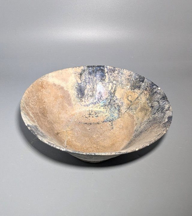 Ilkhanid Persian Underglaze-Painted Fritware Bowl, 13th-14th Century — view 4