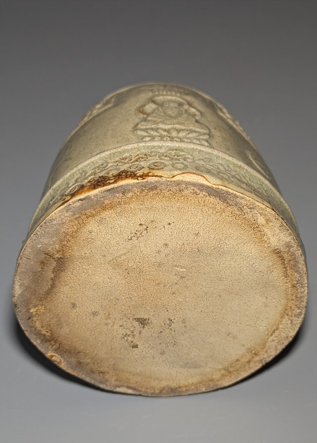 Korean Celadon Temple Bell-Form Liquor Decanter — view 7