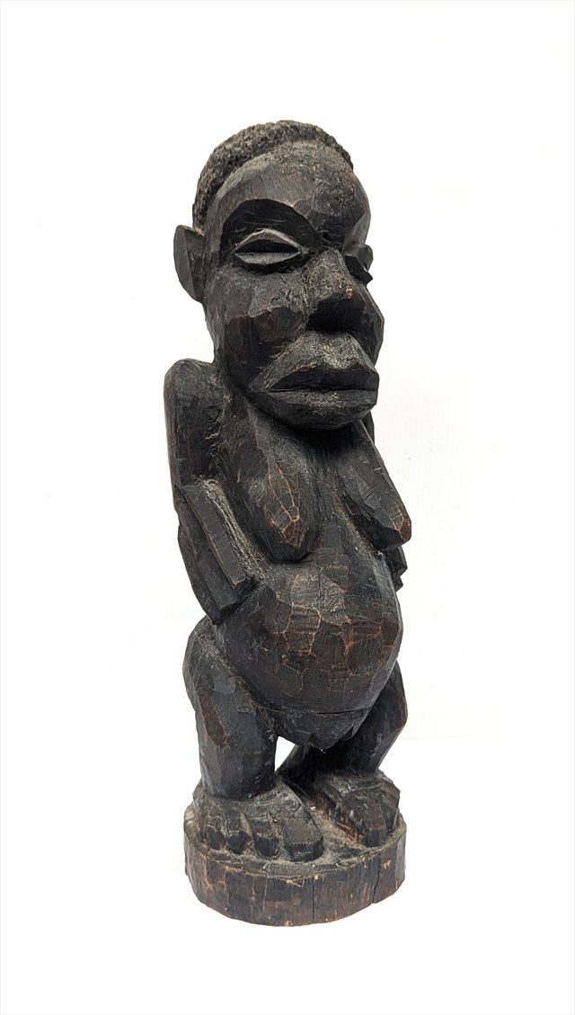 Bamileke-Batie Mu'po Female Ritual Figure, Cameroon — view 2