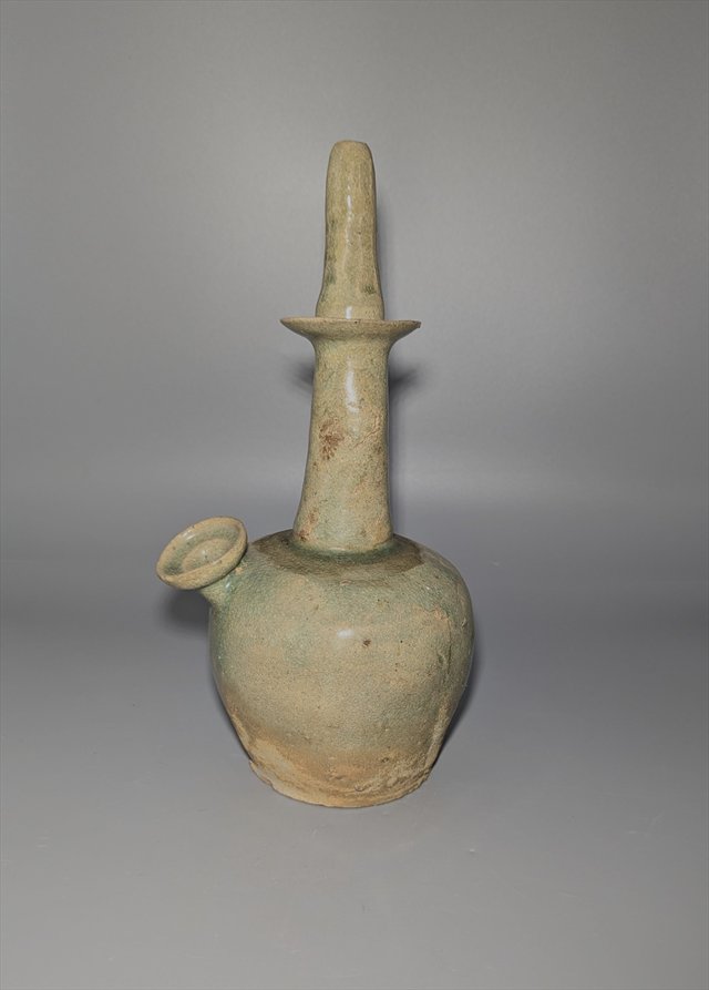 Goryeo Celadon Kundika Ritual Water Vessel, Korea — view 2