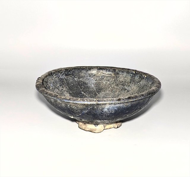Persian Cobalt-Glazed Stonepaste Bowl, 12th-13th Century — view 3