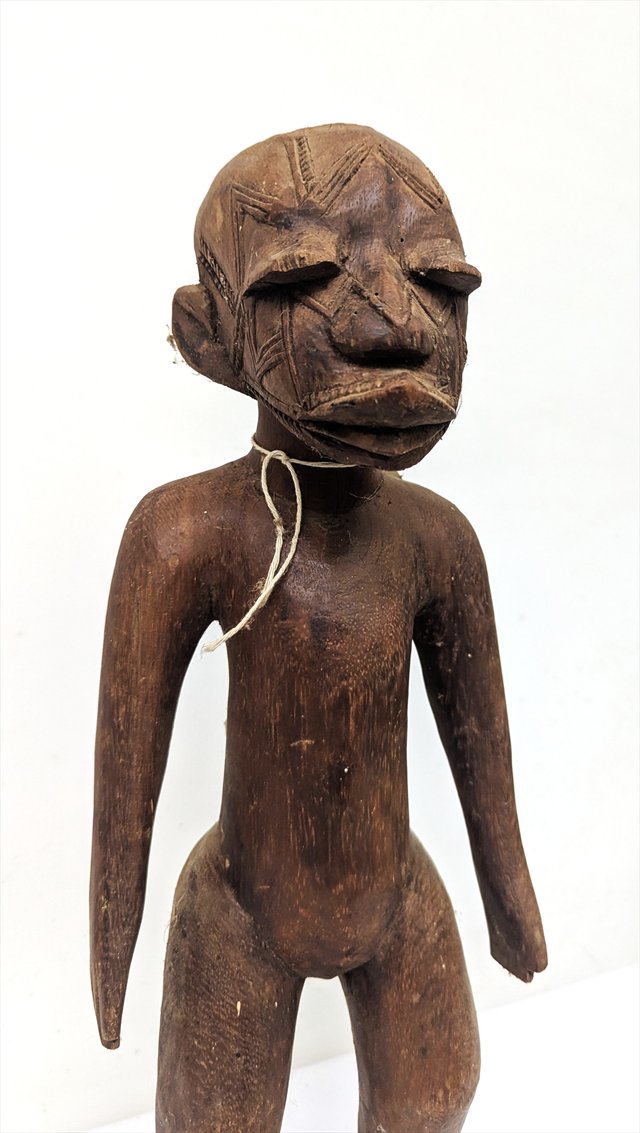 Ngbaka or Related Male Figure, Democratic Republic of the Congo — view 3
