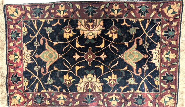 Persian-Style Floral Accent Rug — view 2