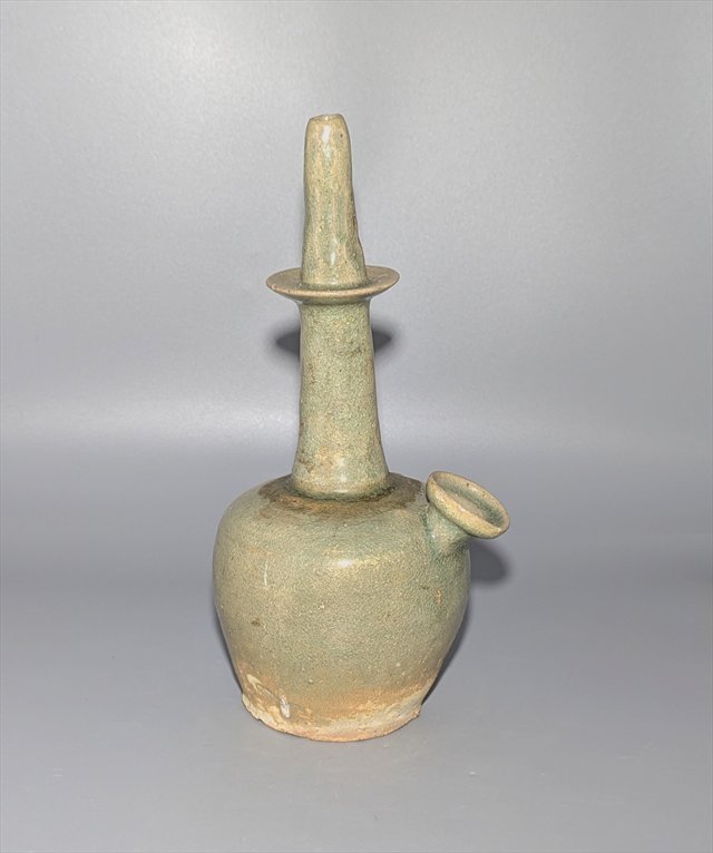 Goryeo Celadon Kundika Ritual Water Vessel, Korea — view 1