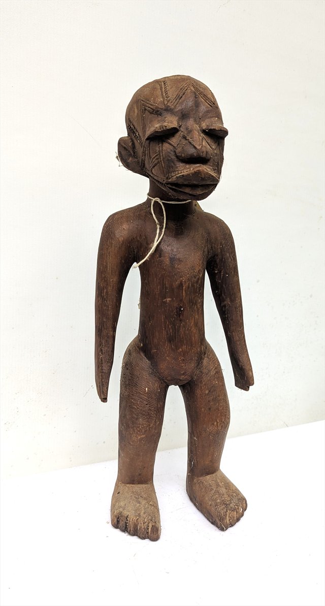Ngbaka or Related Male Figure, Democratic Republic of the Congo — view 2