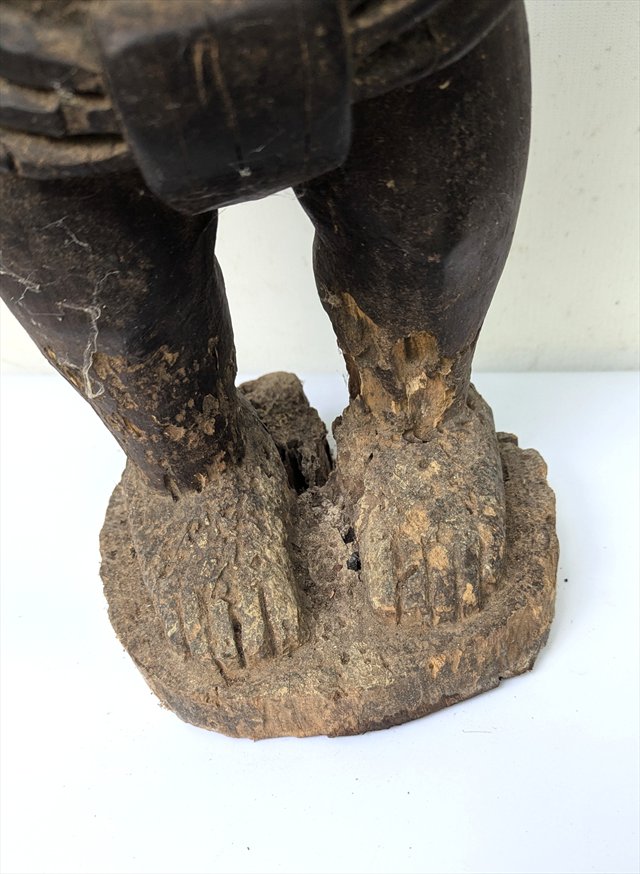 Baule Female Spirit Figure, Cote d'Ivoire — view 3