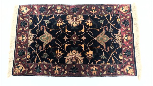 Persian-Style Floral Accent Rug — view 1