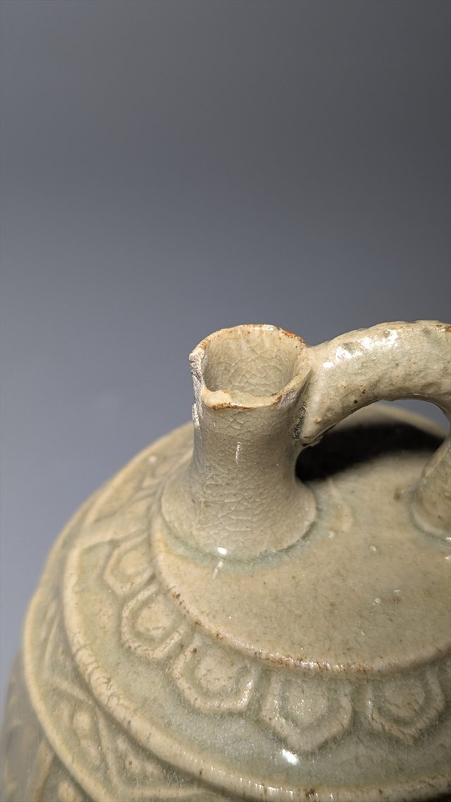 Korean Celadon Temple Bell-Form Liquor Decanter — view 4