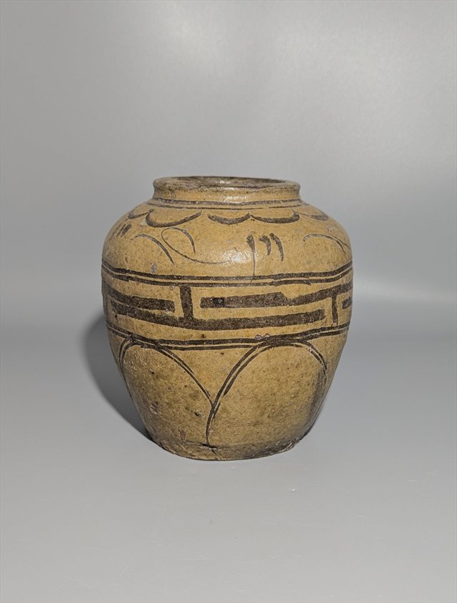 Chinese Makou Provincial Stoneware Jar — view 1