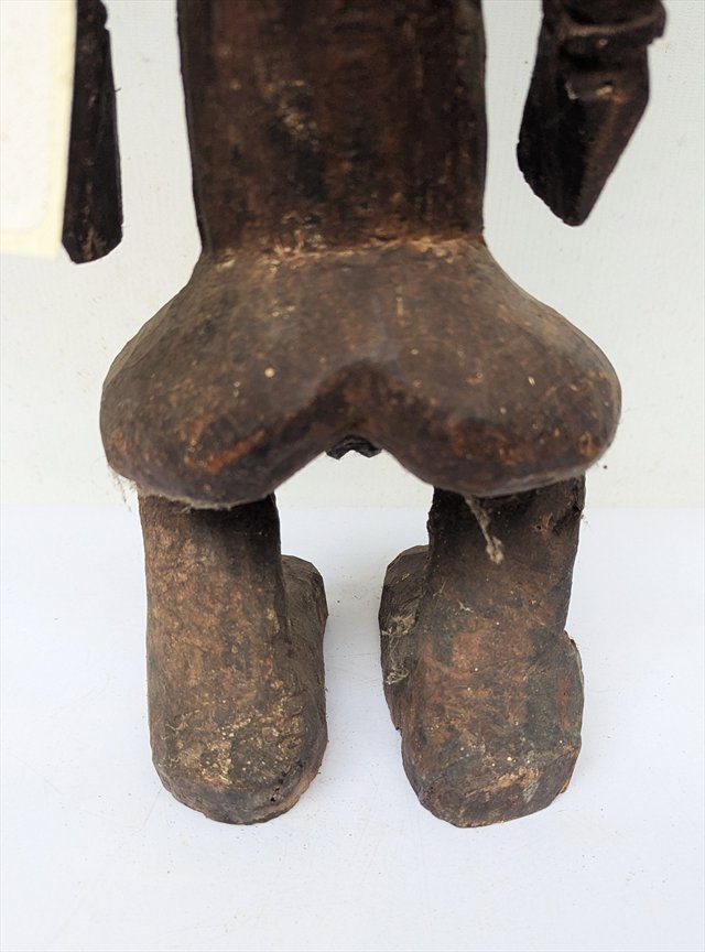 Central African Male Figure, Democratic Republic of the Congo — view 8