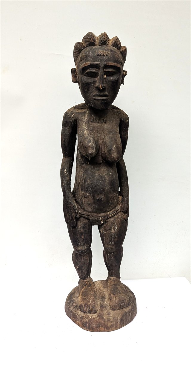 Large Baule Female Spirit Figure, Côte d’Ivoire — view 1