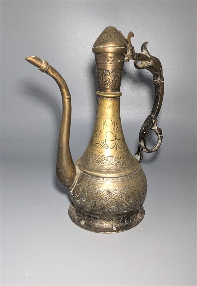 Indian Engraved Brass Aftaba Ewer, 18th-19th Century — view 1