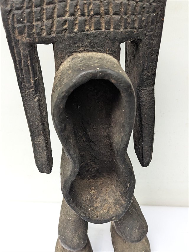 Koro Anthropomorphic Ritual Cup, Nigeria — view 6