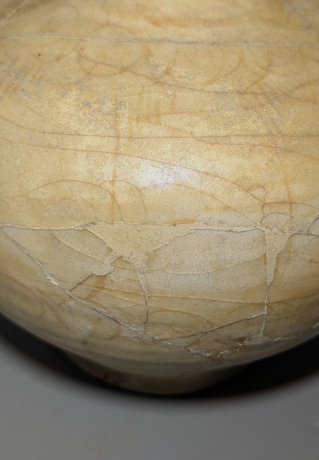 Chinese Straw-Glazed Stoneware Bottle, Sui to Early Tang Dynasty — view 3