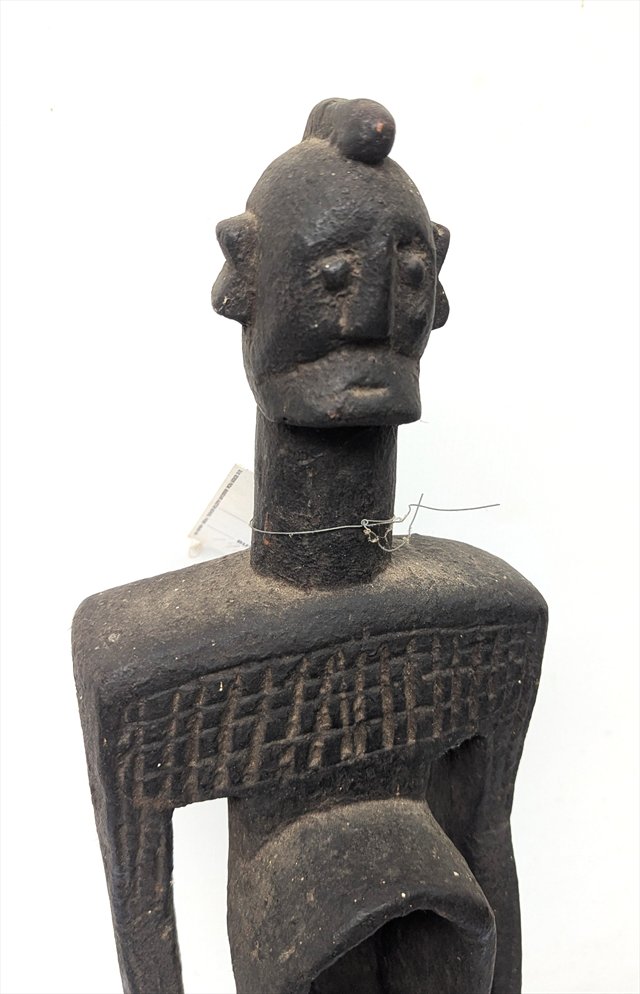 Koro Anthropomorphic Ritual Cup, Nigeria — view 2