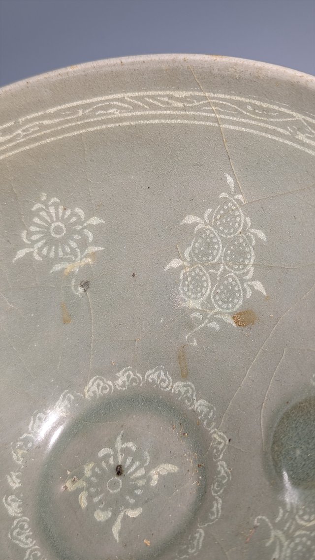 Korean Goryeo Celadon Inlaid Bowl, 13th Century — view 6