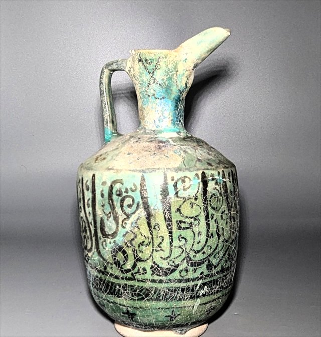 Kashan Turquoise and Black Glazed Ewer, Persia — view 2