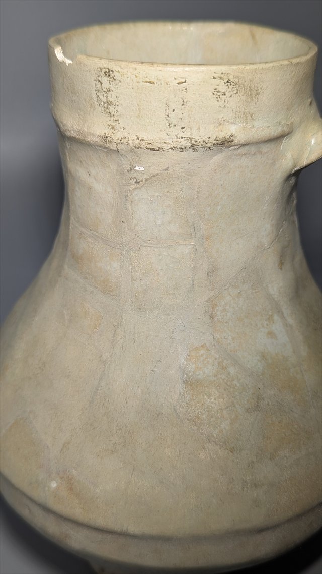 Chinese Straw-Glazed Single-Handled Ewer — view 4