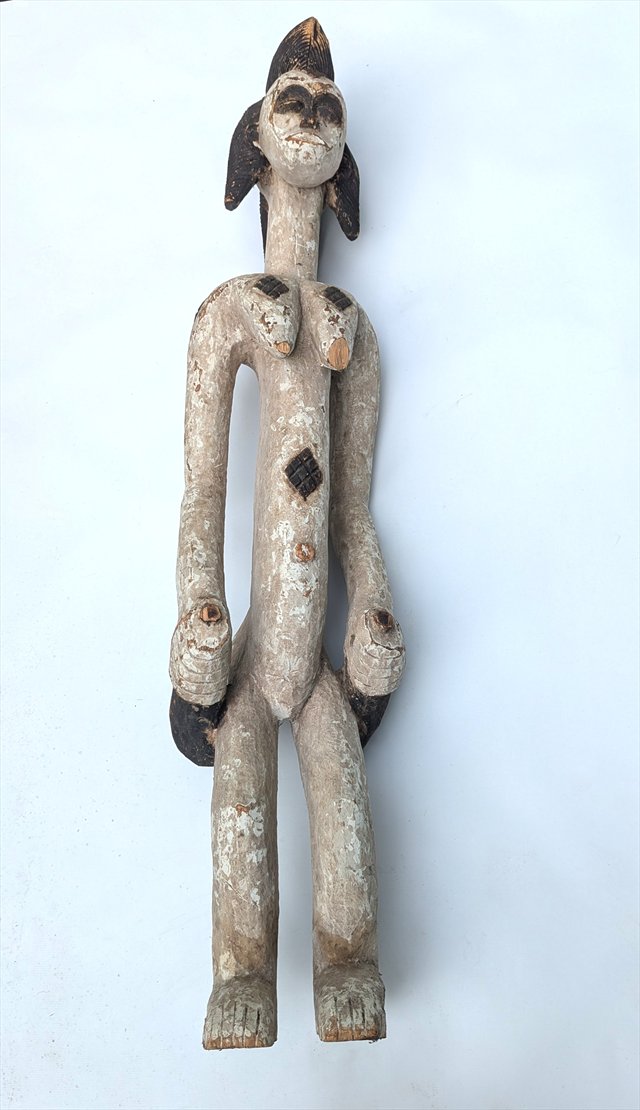 Monumental Igbo Alusi Female Shrine Figure, Nigeria — view 11