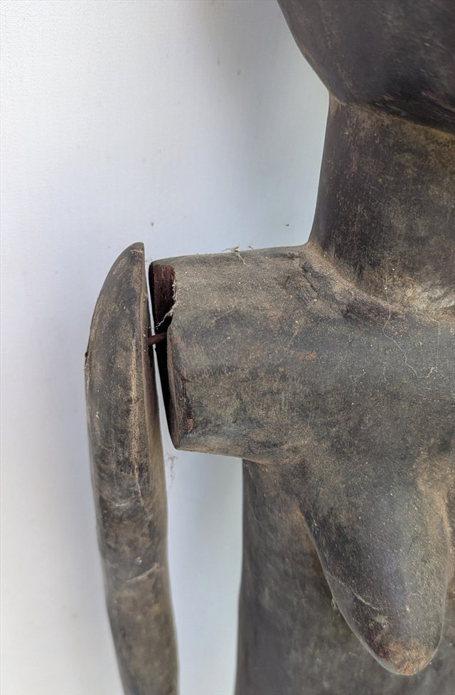 Hehe Female Figure with Articulated Arms, Tanzania, Lankton Collection — view 4