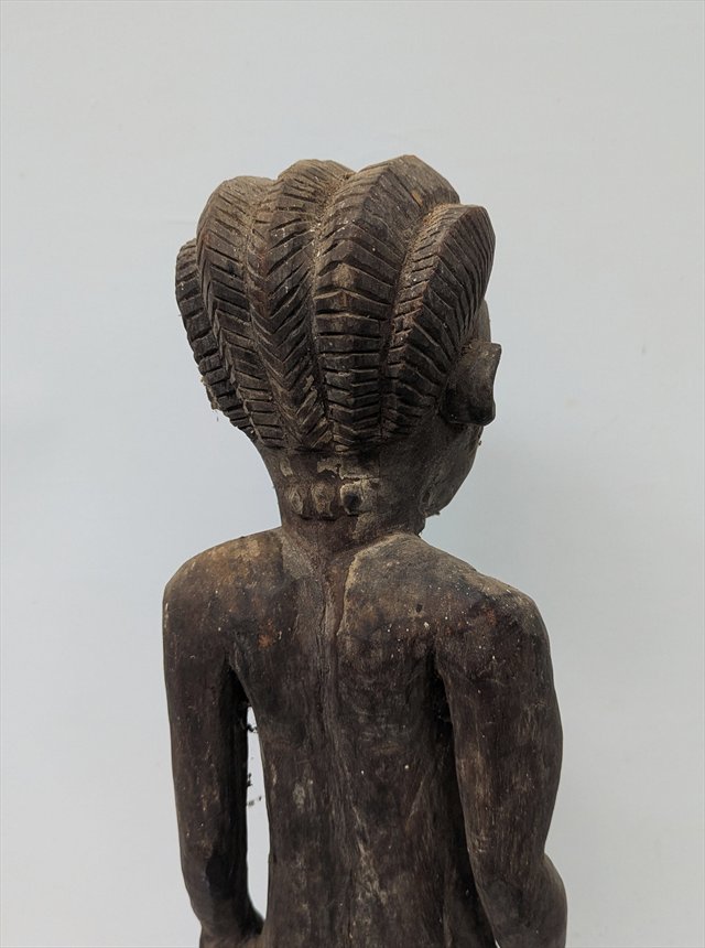 Large Baule Female Spirit Figure, Côte d’Ivoire — view 6