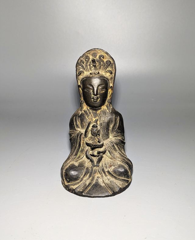 Chinese Bronze Figure of Songzi Guanyin and Child, Ming to Early Qing Dynasty, 17th Century — view 2 of 5