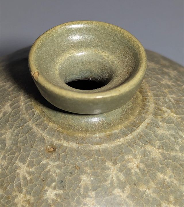 Korean Goryeo Dynasty Slip-Inlaid Celadon Oil Bottle, 12th-13th Century — view 3 of 5
