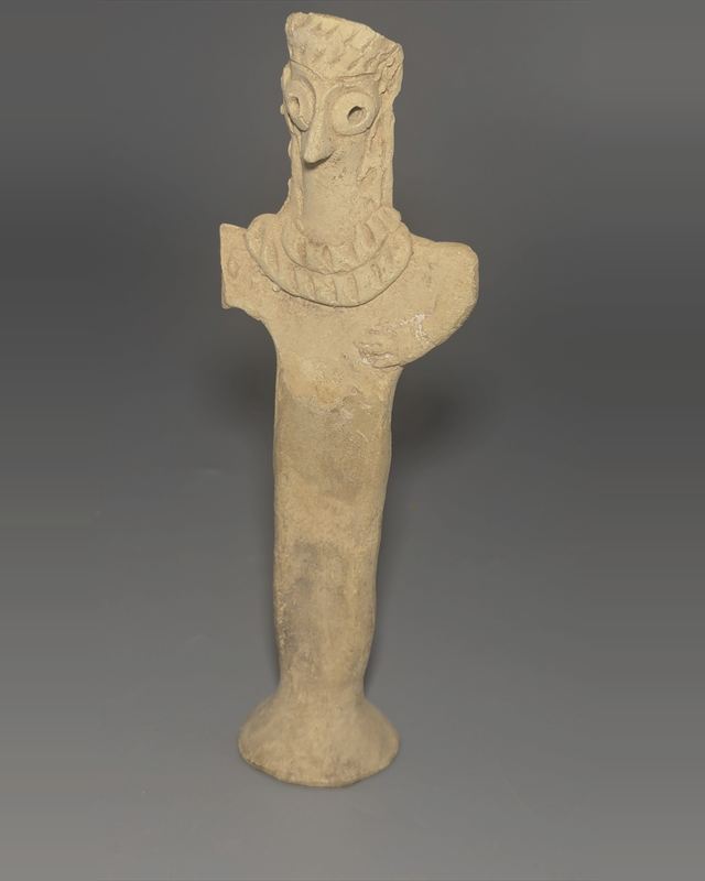 Syro-Hittite Terracotta Bird-Faced Female Idol — view 1 of 5