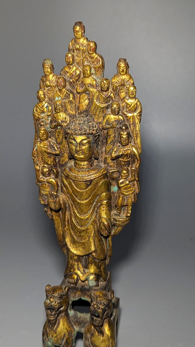 Important Chinese Gilt-Bronze Buddhist Altarpiece, Northern Qi-Sui Dynasty — view 3 of 5