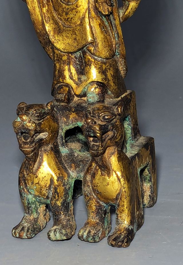Important Chinese Gilt-Bronze Buddhist Altarpiece, Northern Qi-Sui Dynasty — view 5 of 5